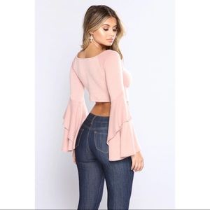 Pink crop top 😍💕